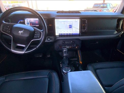 Used 2022 Ford Bronco Badlands AWD/4WD image 14