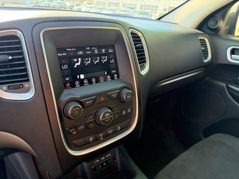 Used 2020 Dodge Durango SXT w/ 3rd Row Seating Group RWD image 36
