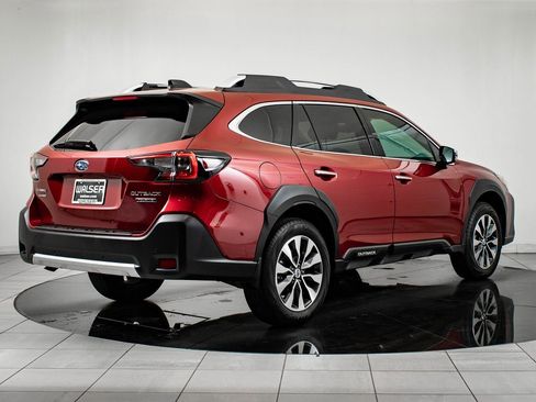 Used 2025 Subaru Outback Touring w/ Popular Package #2 image 10