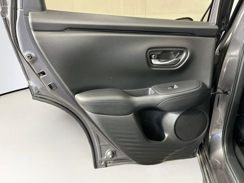 Used 2024 Honda HR-V LX image 25