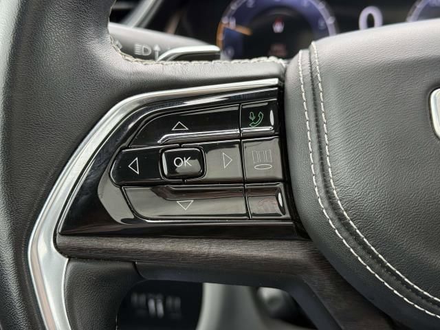 Used 2021 Jeep Grand Cherokee L Overland w/ Luxury Tech Group IV AWD/4WD image 25