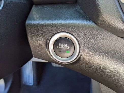 Used 2018 GMC Terrain SLT w/ Preferred Package image 28