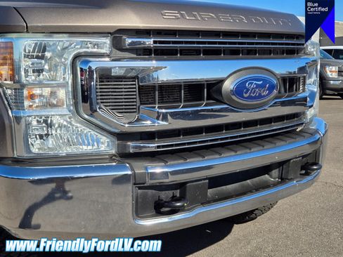 Certified 2022 Ford F250 XLT AWD/4WD image 2