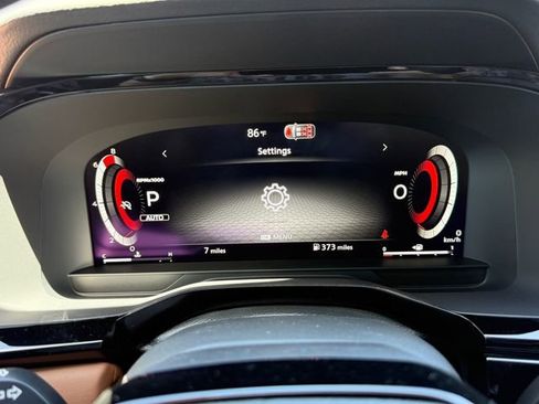 New 2026 Nissan Pathfinder Platinum AWD/4WD image 19