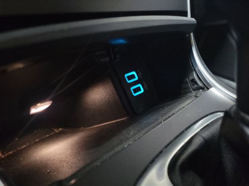 Used 2018 Ford Edge Titanium w/ Technology Package image 33