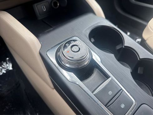 Used 2020 Ford Escape SEL FWD image 23