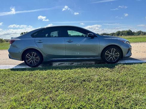 Used 2023 Kia Forte GT-Line image 4