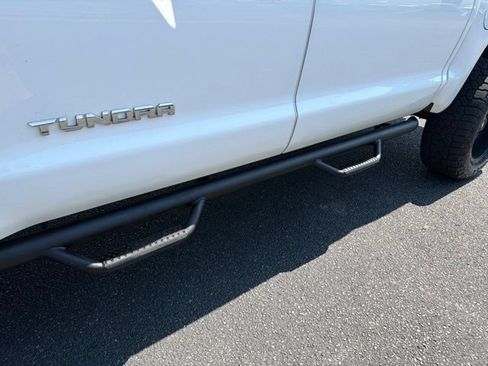 Used 2019 Toyota Tundra Limited w/ Limited Premium Package AWD/4WD image 6