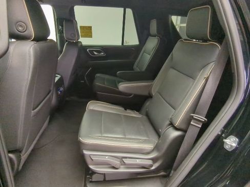Used 2024 Chevrolet Tahoe Premier AWD/4WD image 27
