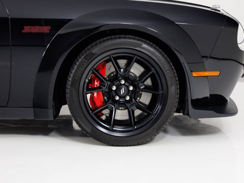 Used 2023 Dodge Challenger R/T Scat Pack RWD image 12