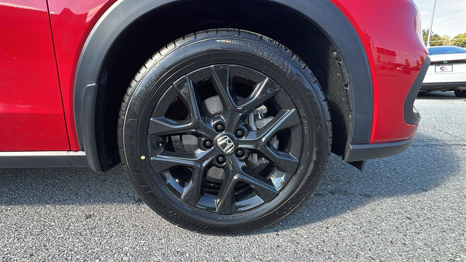 Certified 2025 Honda HR-V Sport image 11