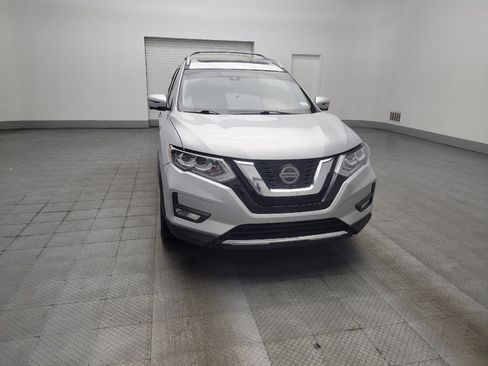 Used 2019 Nissan Rogue SL w/ Premium Package FWD image 14
