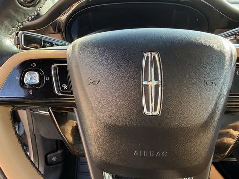 Used 2020 Lincoln Corsair Reserve w/ Equipment Group 201A image 18