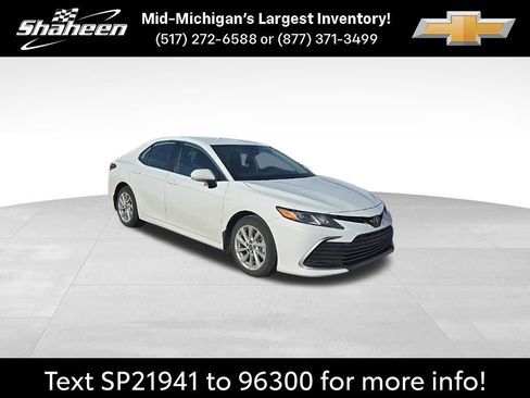 Used 2024 Toyota Camry LE w/ Convenience Package image 1