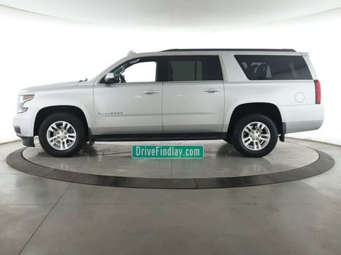 Used 2018 Chevrolet Suburban LT AWD/4WD image 9