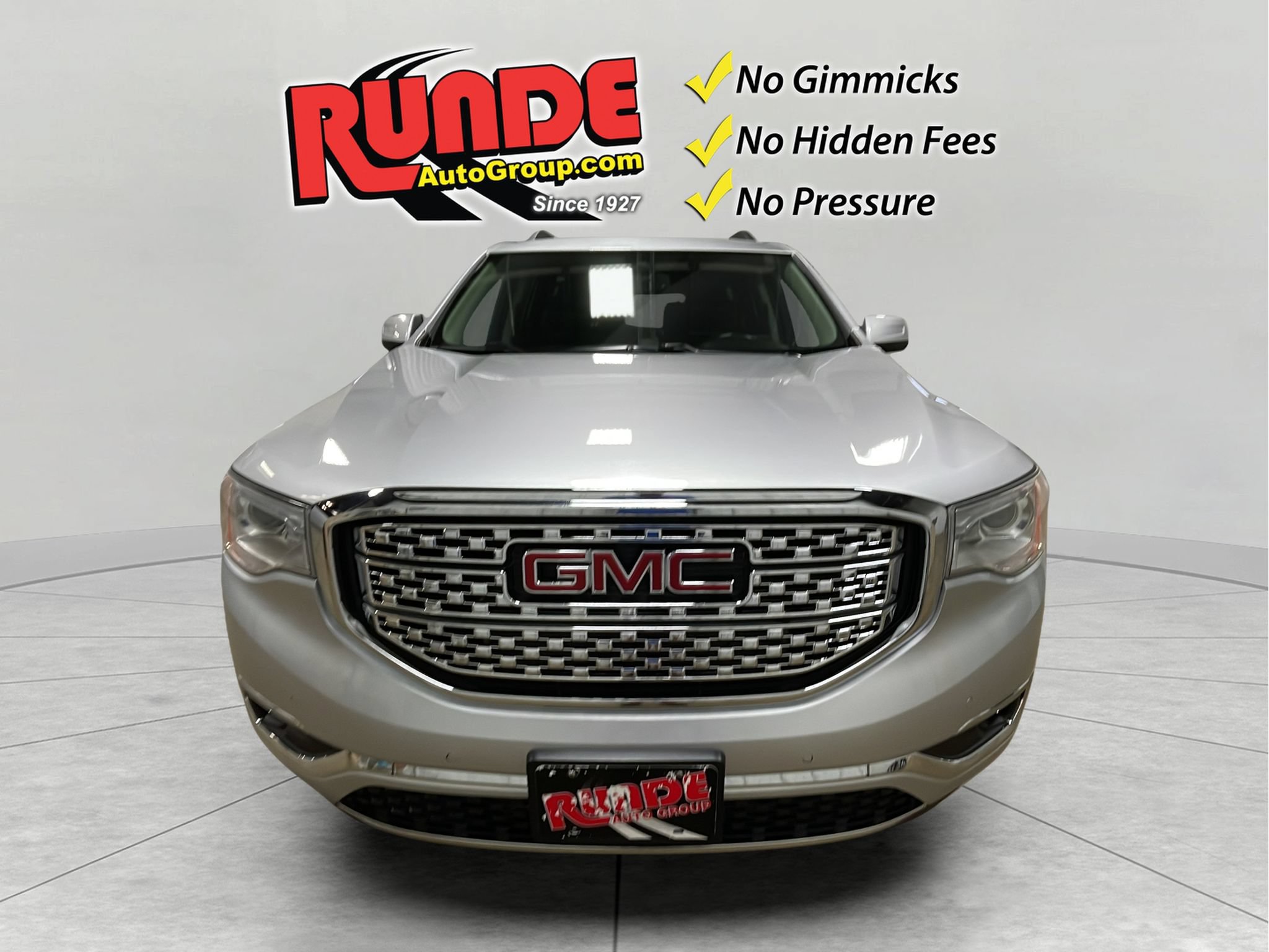Used 2018 GMC Acadia Denali w/ LPO, Floor Liner Package AWD/4WD image 9
