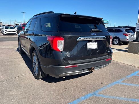 Used 2020 Ford Explorer XLT w/ Equipment Group 202A AWD/4WD image 7
