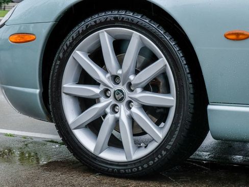 Used 2006 Jaguar XK8 Convertible RWD image 75