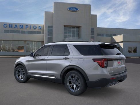 New 2025 Ford Explorer Active w/ Active Comfort Package image 4