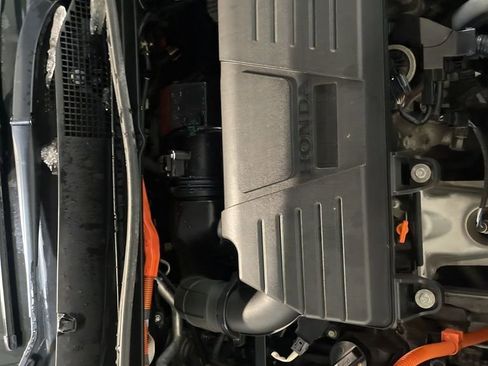 Used 2022 Honda CR-V Touring image 37