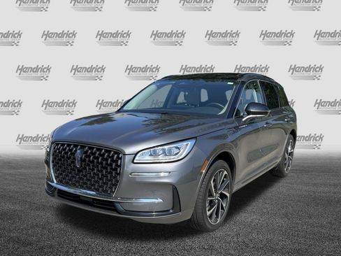Used 2025 Lincoln Corsair Grand Touring w/ Equipment Group 301A AWD/4WD image 6