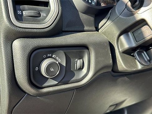 New 2024 RAM 2500 Tradesman w/ Chrome Appearance Group image 15