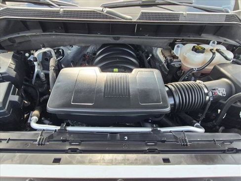 Used 2025 Chevrolet Silverado 1500 LT RWD image 23