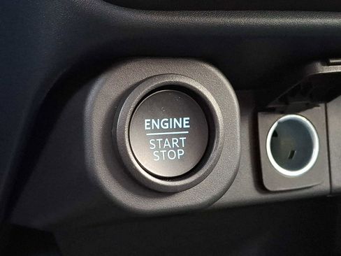 New 2025 Ford Maverick Lariat w/ Black Appearance Package image 17