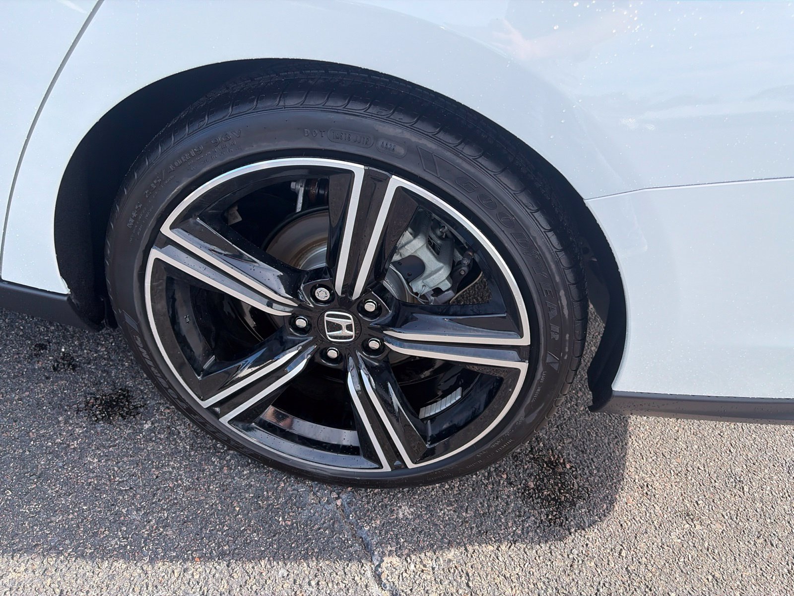 Used 2026 Honda Accord SE image 11