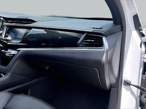 Used 2020 Cadillac XT6 Sport AWD/4WD image 17