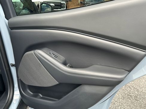 New 2026 Ford Mustang Mach-E Select image 17