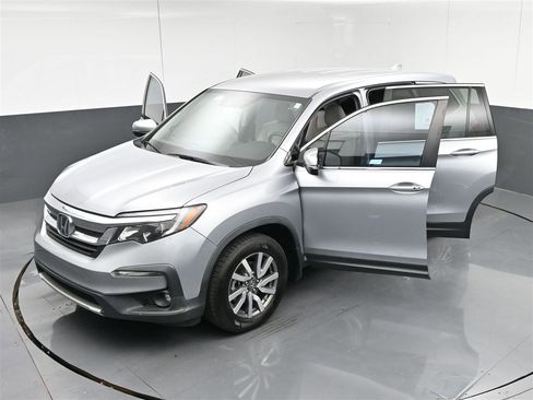 Used 2021 Honda Pilot EX image 40