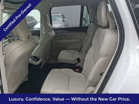 Certified 2024 Volvo XC90 B6 Plus AWD/4WD image 11