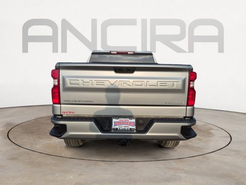 Used 2024 Chevrolet Silverado 1500 Custom image 9