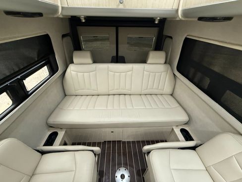 Used 2017 Mercedes-Benz Sprinter 3500 image 49