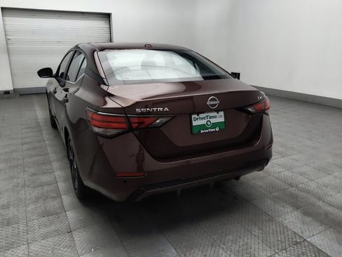 Used 2024 Nissan Sentra SV FWD image 5