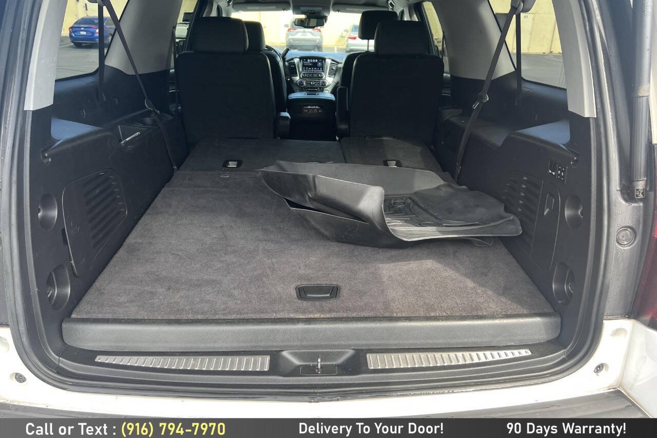 Used 2017 Chevrolet Suburban Premier RWD image 12