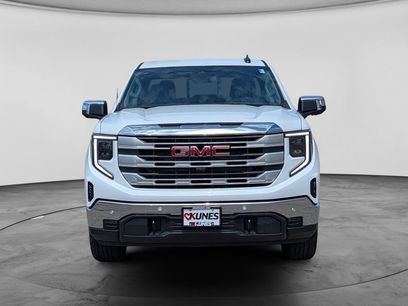 New 2026 GMC Sierra 1500 SLE