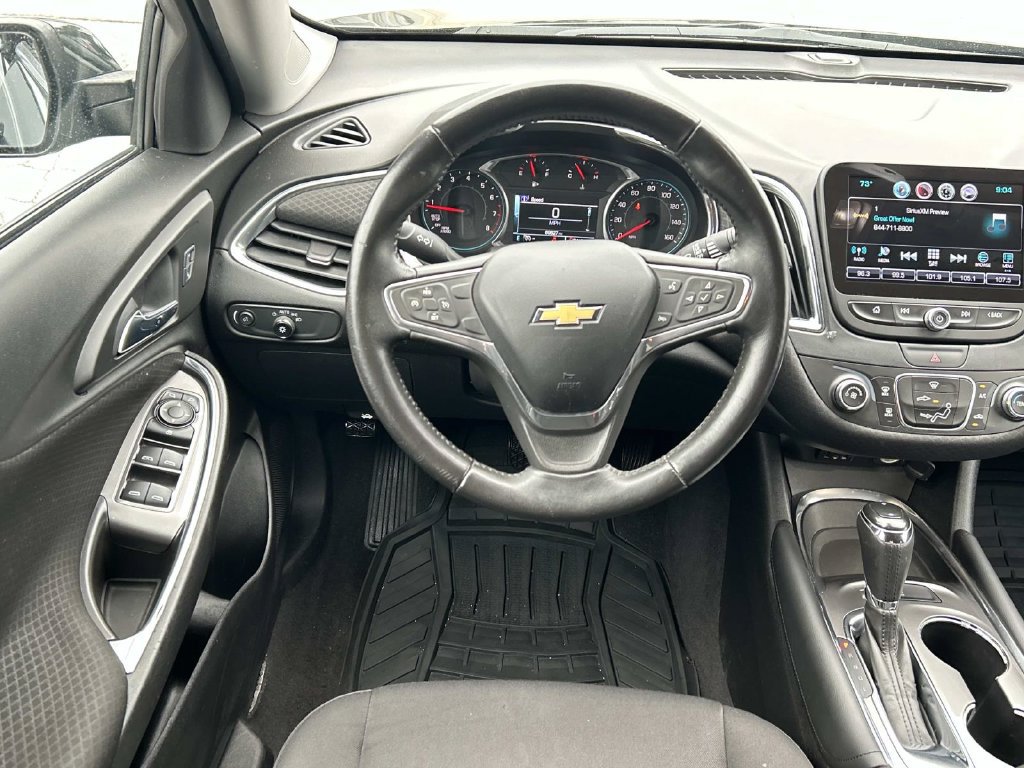 Used 2016 Chevrolet Malibu LT FWD image 13
