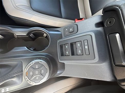 Used 2024 Ford Bronco Wildtrak image 20