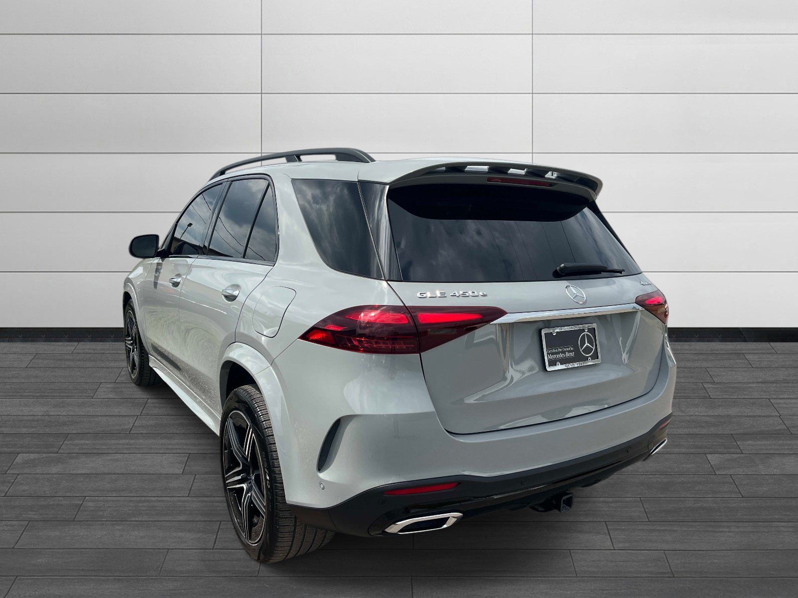 Certified 2024 Mercedes-Benz GLE 450e 4MATIC image 5