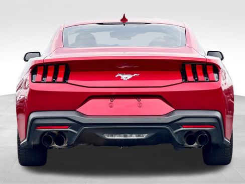 Used 2024 Ford Mustang Coupe RWD image 6