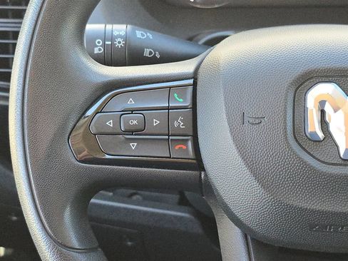Used 2025 RAM ProMaster 2500 w/ Convenience Group FWD image 24