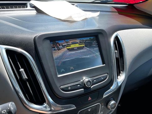 Used 2018 Chevrolet Equinox LS FWD image 21