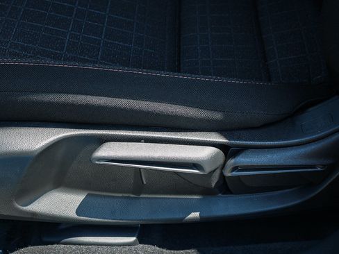 Certified 2026 Honda HR-V Sport image 23