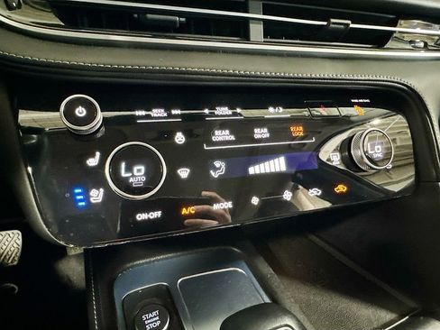 Used 2023 INFINITI QX60 Luxe w/ Vision Package AWD/4WD image 25
