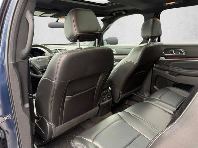Used 2017 Ford Explorer Limited AWD/4WD image 18