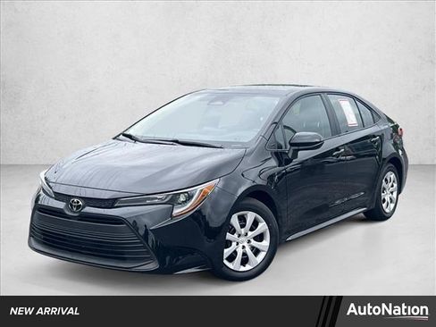 Certified 2026 Toyota Corolla LE FWD image 1
