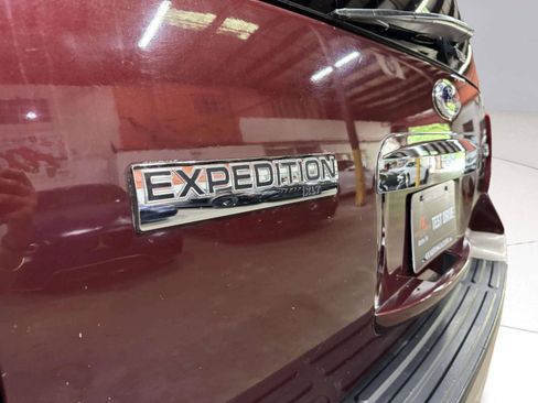 Used 2012 Ford Expedition XLT RWD image 11