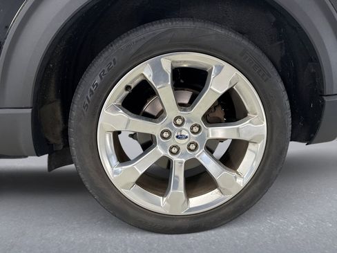 Used 2020 Ford Explorer Platinum w/ Premium Technology Package AWD/4WD image 11